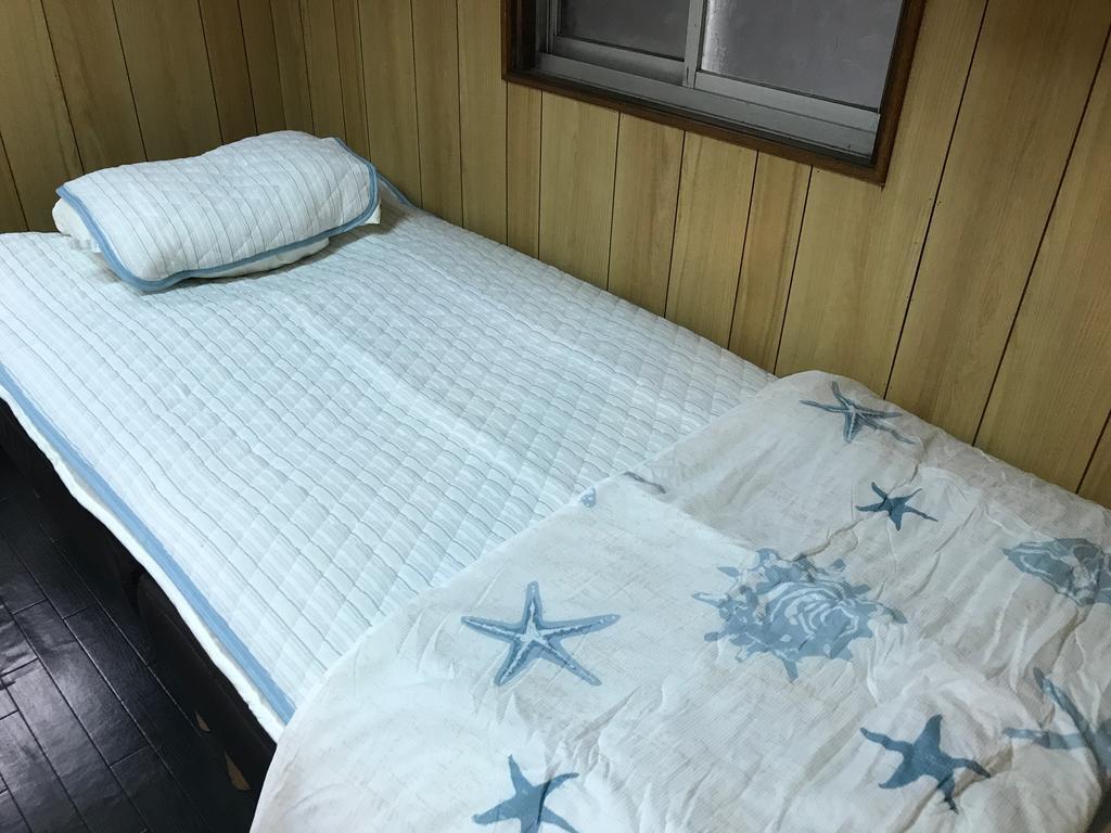Guest House OkiniⅡ Ōsaka Extérieur photo